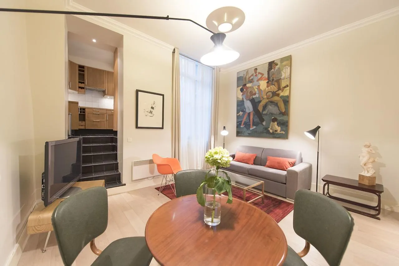 Apartment Up & Down